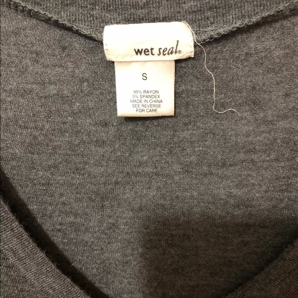 Grey Flowy tee - Picture 1 of 2